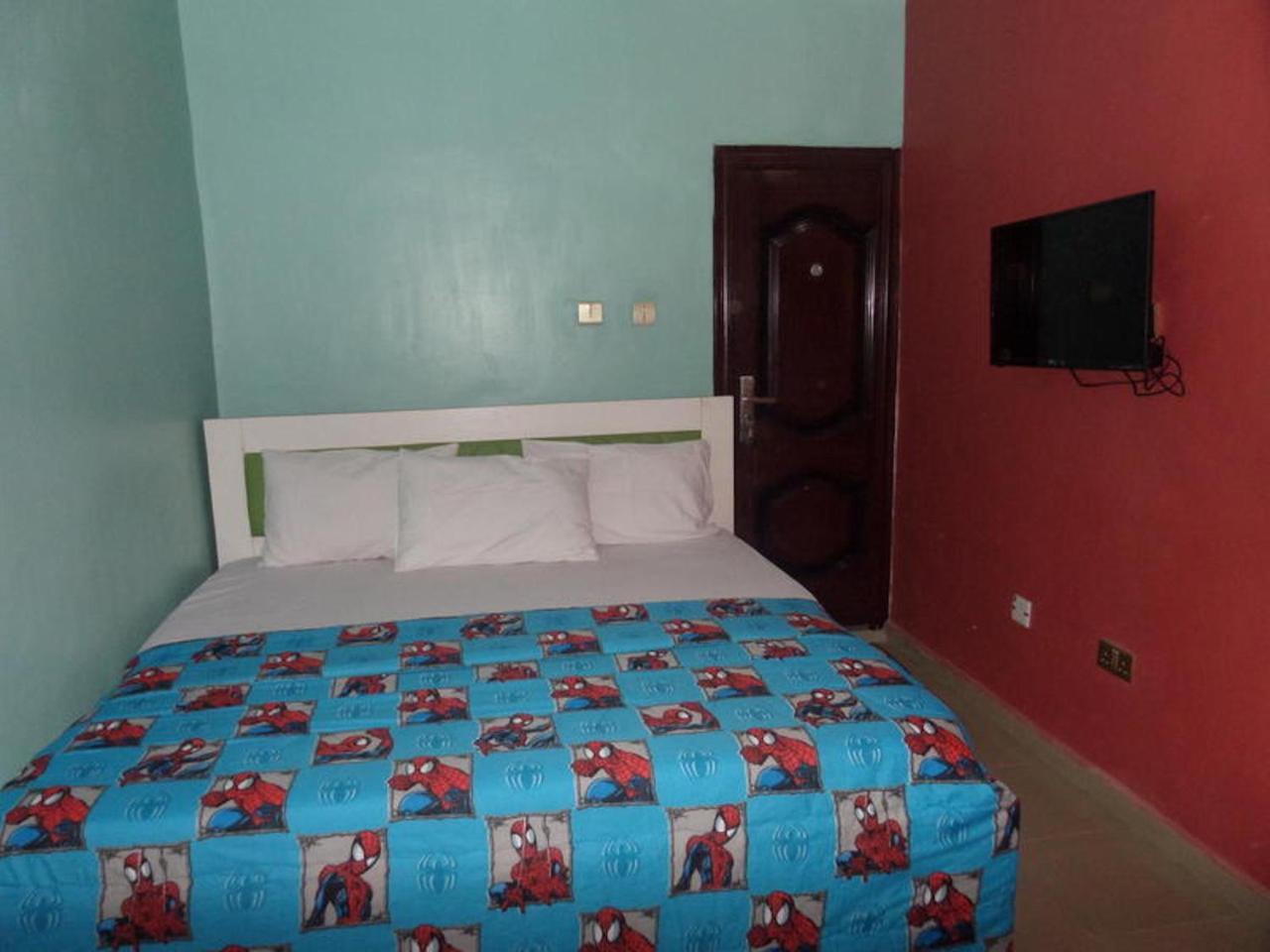 De-Zone Hotel Ikotun Kültér fotó